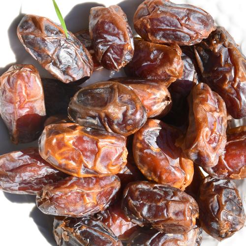 Medjool Dates (California) Sundried & Organic Living Tree Community